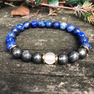 Warrior of Light: Lapis Lazuli, Selenite, Pyrite